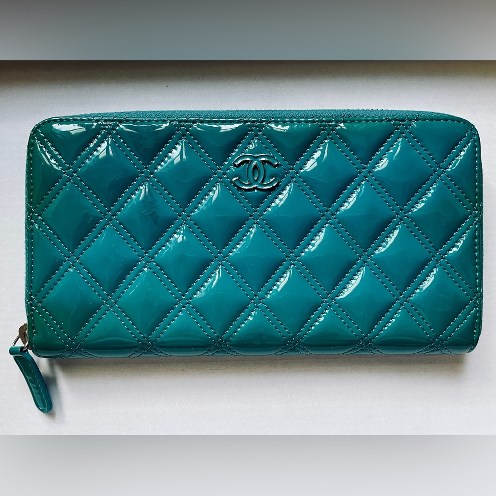 CHANEL Quilted Patent Leather Wallet